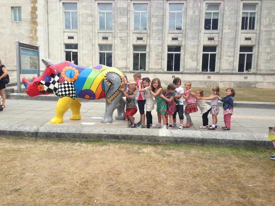 ZanyZebras2016's tweet photo. It's #Worldrhinoday - what is your favourite memory from the @GoRhinos2013 trail? http://t.co/oVzpdgT0Iq