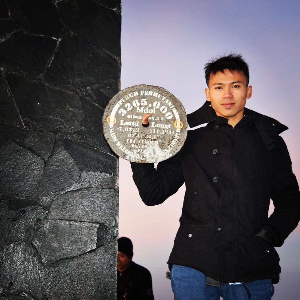 Prayogawananta0's tweet photo. http://t.co/ruESIn38Lz