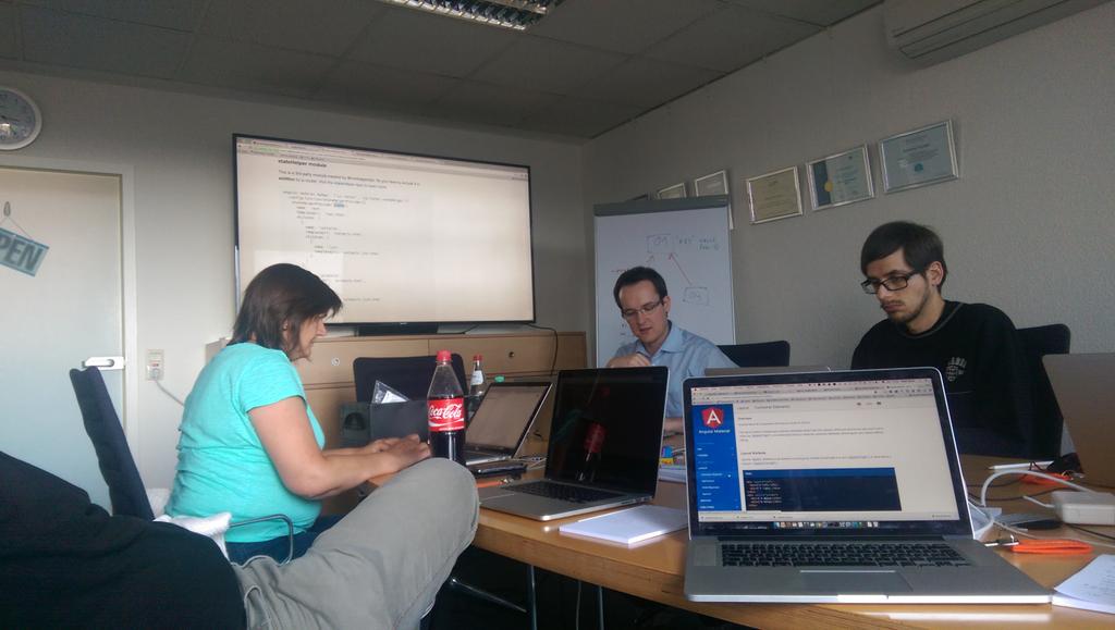 AngularJS advanced Schulung mit @deflip_de von <a href="/theCodecampus/">theCodeCampus</a> bei <a href="/punktde/">Maik</a> #angularJS #advanced