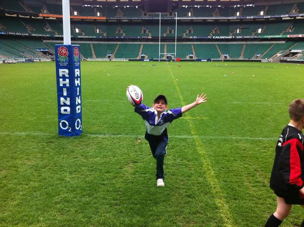 Hep2O's tweet image. Congratulations finalist 1 @MDLPlumbing... get as many RT's as you can to win an international rugby shirt! #Hep2OBM