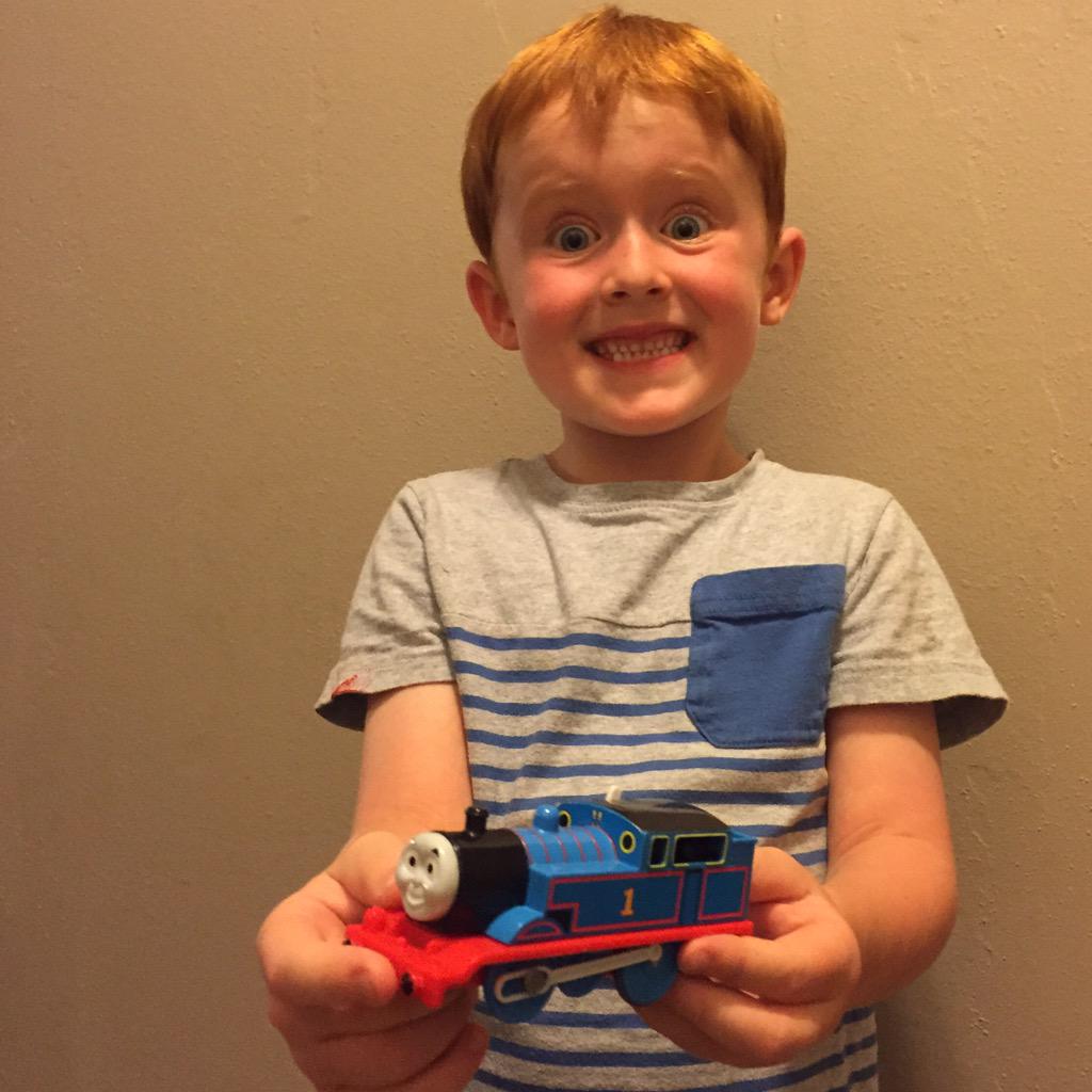 knprince_'s tweet photo. @ThomasParent, pls pick me to cheer for Thomas balloon from Herald Square! #ThomasObsessedSweeps http://t.co/adW29kEmz8