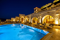 cool_luxury's tweet photo. Kayakapi Premium Caves: #luxury #Turkey #hotel w/ #spa, shuttle, #restaurants http://t.co/SErXcVQzhz #luxurytravel http://t.co/SDPZb6U0wf