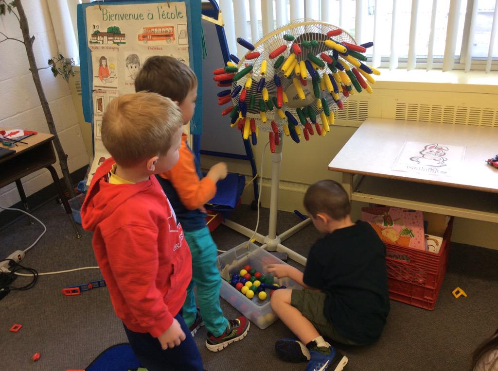 mrsroussy_ESL's tweet image. #Funwithmagnets