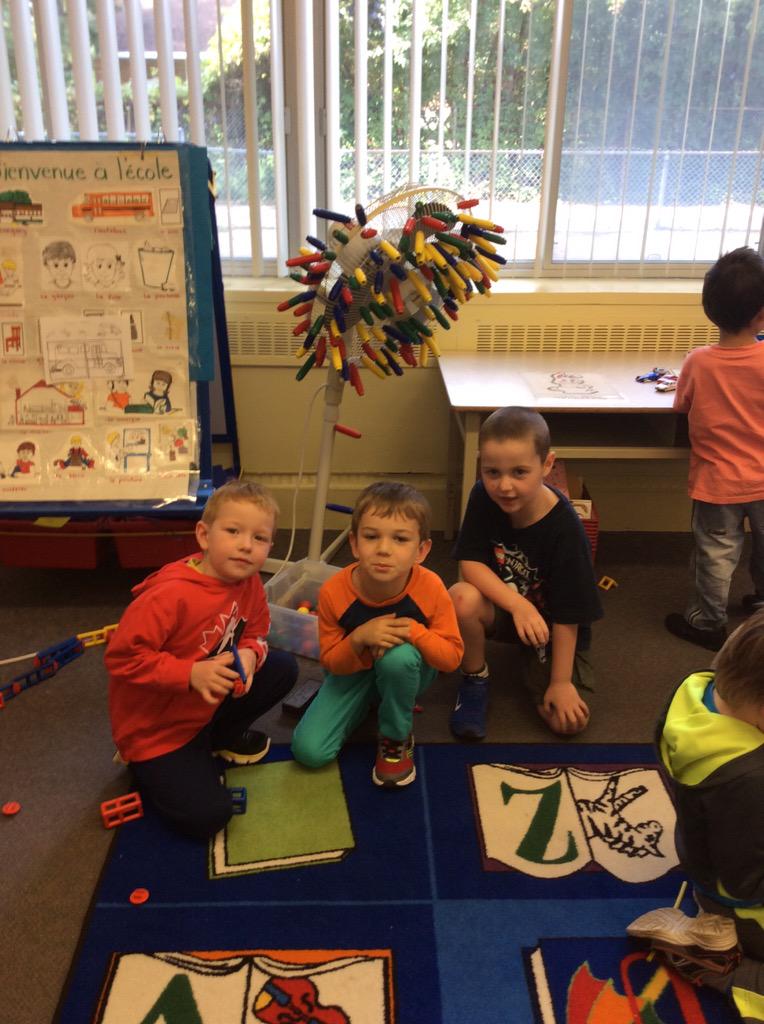 mrsroussy_ESL's tweet image. #Funwithmagnets