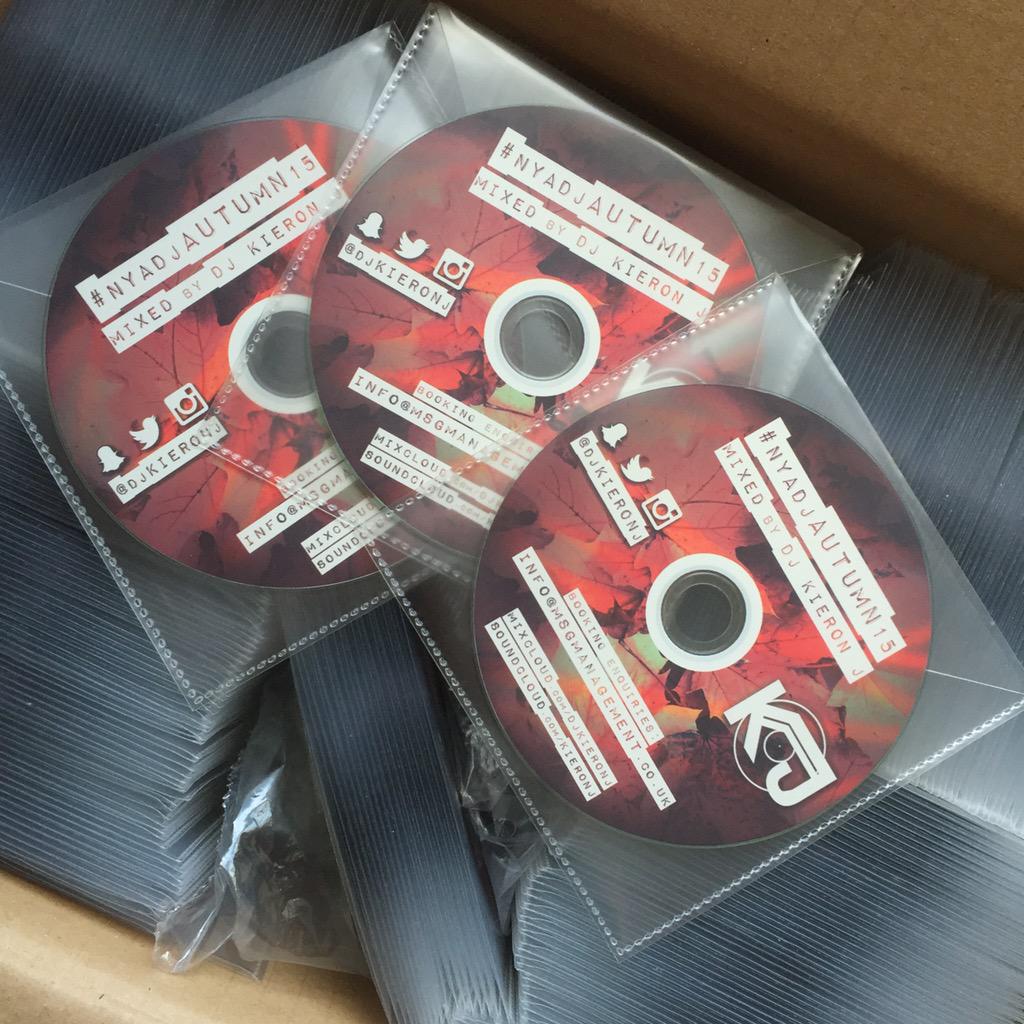 DJKieronJ's tweet image. Making my debut at @snobsnightclub tonight! RnB/Hiphop for #Freshers2015 I will have some of these on me too.. 💿📀🎶