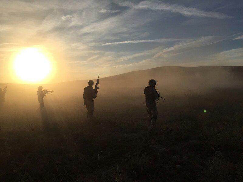 CPh22uyWUAEbxLN.jpg:large