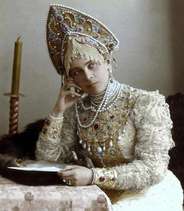 Amazing Historical Photo of Zinaida Yusupova in 1900 