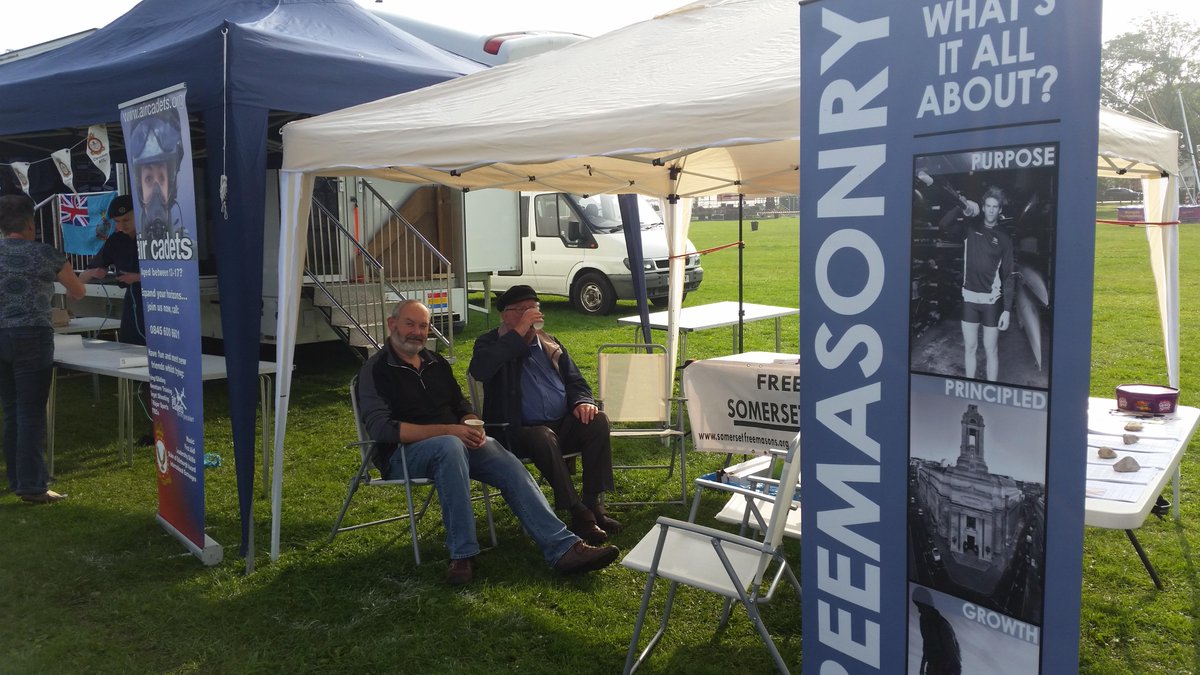 Tennyson4947's tweet photo. A great time at the Clevedon Tides festival,handing out literature and proving that we are not so secretive after all http://t.co/bpwEgoMRyh