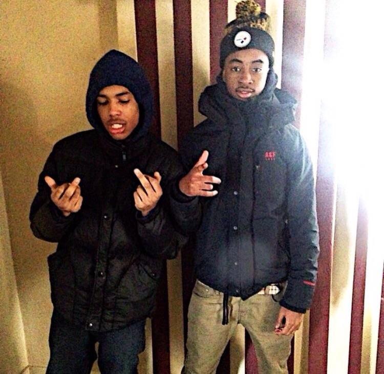 Triple_Lz's tweet photo. Aye Booπ Aye Baeπ I Do It Da #LumWay πͺπ°ππ http://t.co/ZDuJVrrA5G