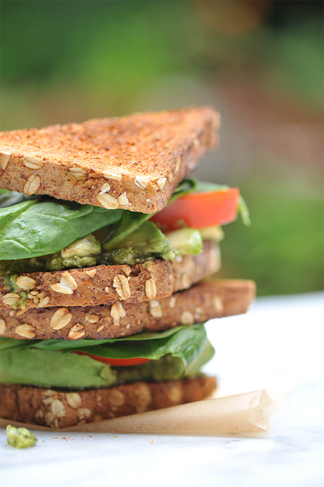 DeliNaturalomas's tweet photo. #Pronto en #Lomasdezamora #Zonasur #BsAS!!!
Deliciosa comida 100% vegetal a domicilio! http://t.co/XhgmPRCPSD