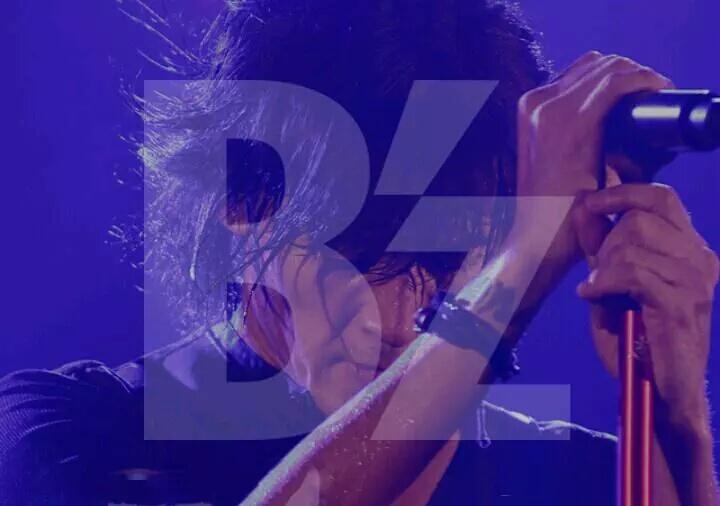 HAPPY BIRTHDAY Koshi Inaba

You\re my \"HERO\" 