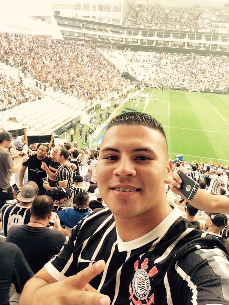 Jonathan_Bigo16's tweet photo. #estadioJa
@bandjogoaberto  
#ArenaCorinthians⚽️😉✌🏼 http://t.co/mef1oJr1kv