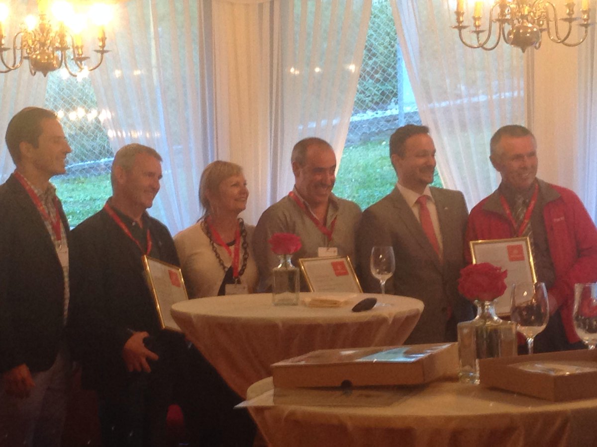 LuxuryTAmag's tweet photo. #STM2015 is off to a great start with 480 tour operators. Here are this year’s GOldflower winners. http://t.co/YnC7VxzjIt