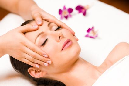 HeavenSentTowyn's tweet photo. Why not treat yourself to an Express Facial this week for just £20

Call 01745 339909 to book an appointment http://t.co/U7ZjqcWYxM