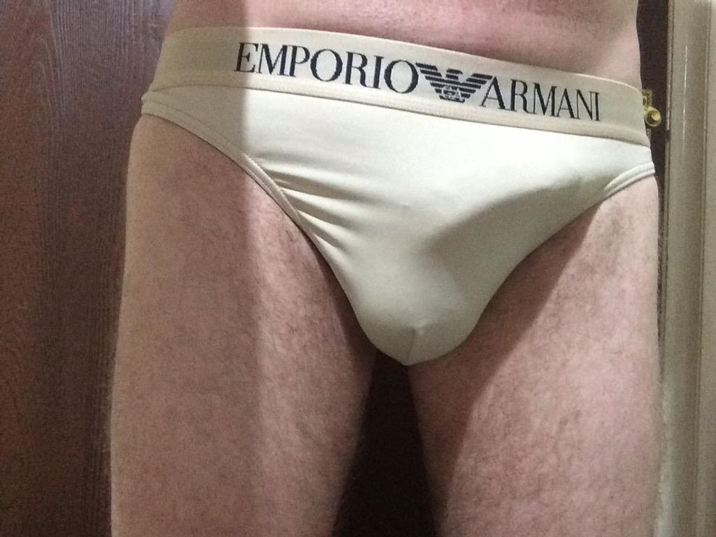 ukthong's tweet photo. #thongs #newthongs http://t.co/37vL9wijGr