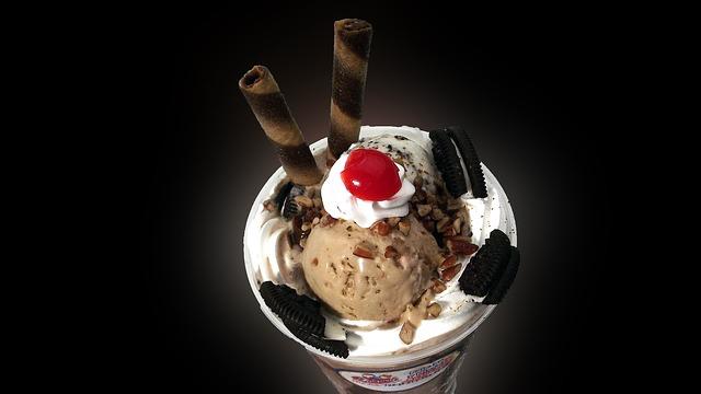 NelsonInstitute's tweet photo. I scream, you scream... join us for some ice cream! #NelsonStudent social TODAY, 4-6, in 15 Science Hall http://t.co/DjR37xydjS
