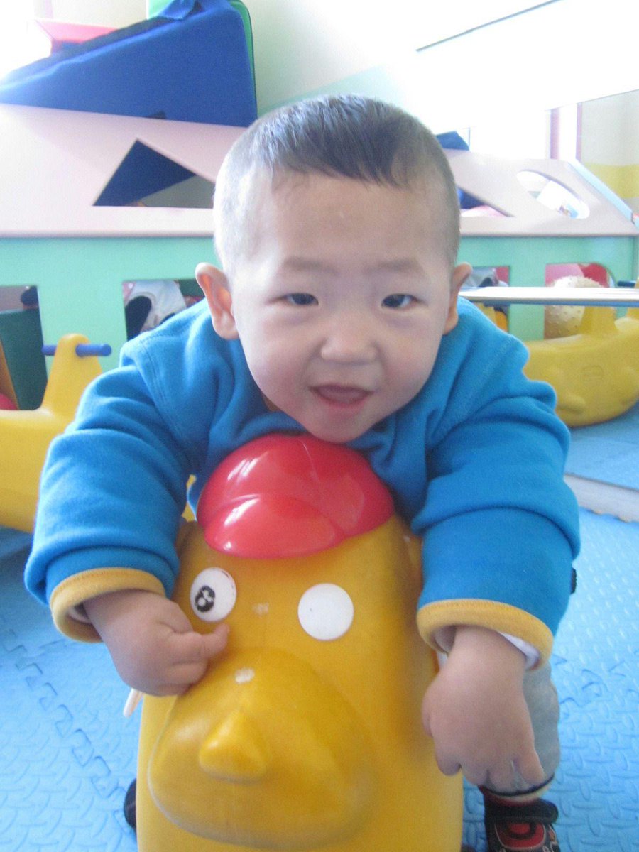 Bethany's tweet photo. Meet Gavin! He loves hike-and-seek! http://t.co/mYlPQjJhfY. 1.800.652.7082. #BethanyChina #BethanyGlobal http://t.co/3glx7efnGQ
