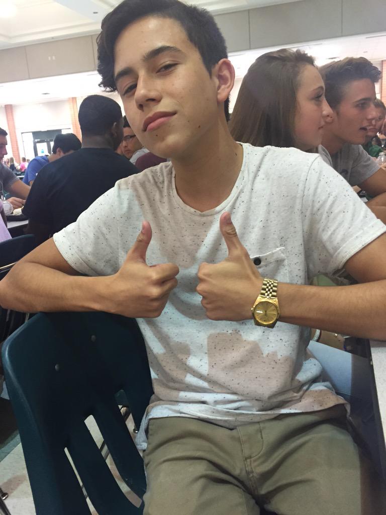 sarah_twillz's tweet photo. 1100 rts and Marc will wear and dress &amp; heels to hoco2015! http://t.co/NXEk2kMnGt