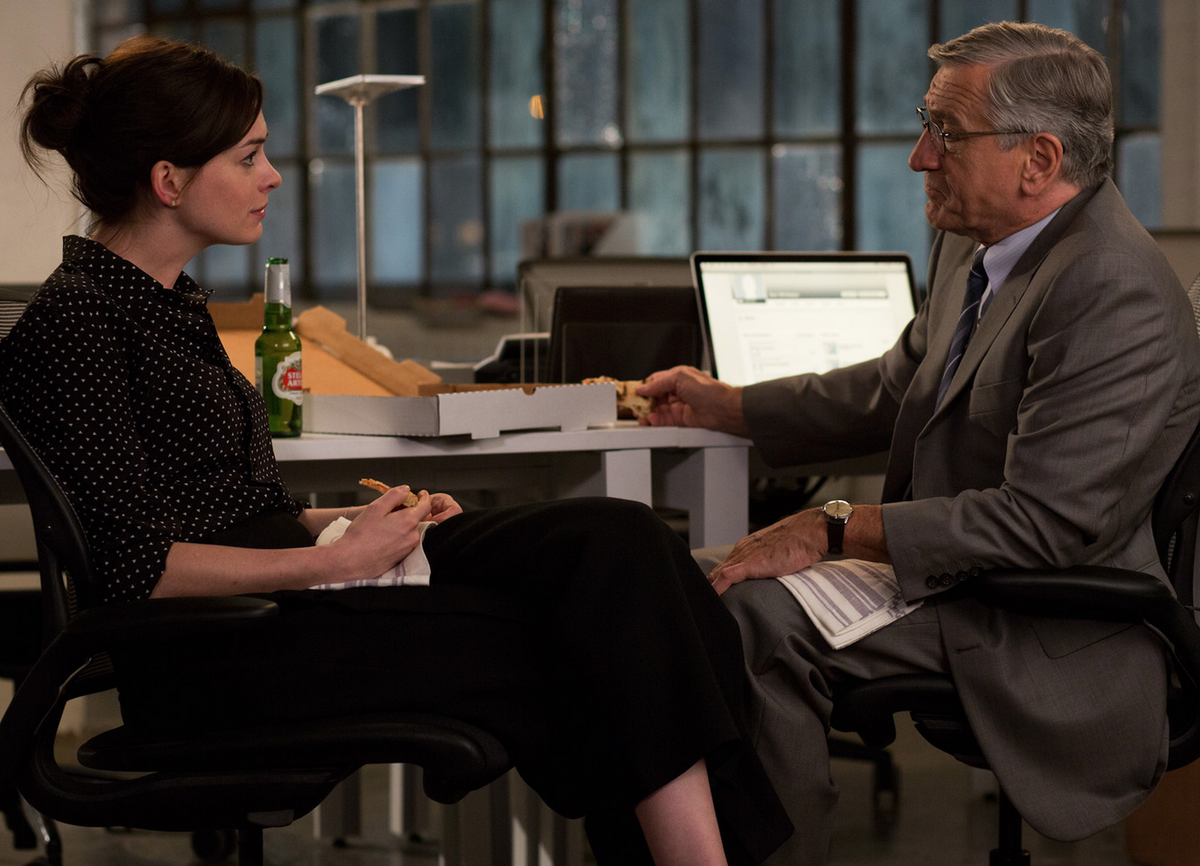DustinJHarris's tweet photo. @humanscale's #WorldChair & #Horizonlight make their #Hollywood debut this week in #TheIntern. #iFeelLikeAStageMom http://t.co/RKlg0yqTp4