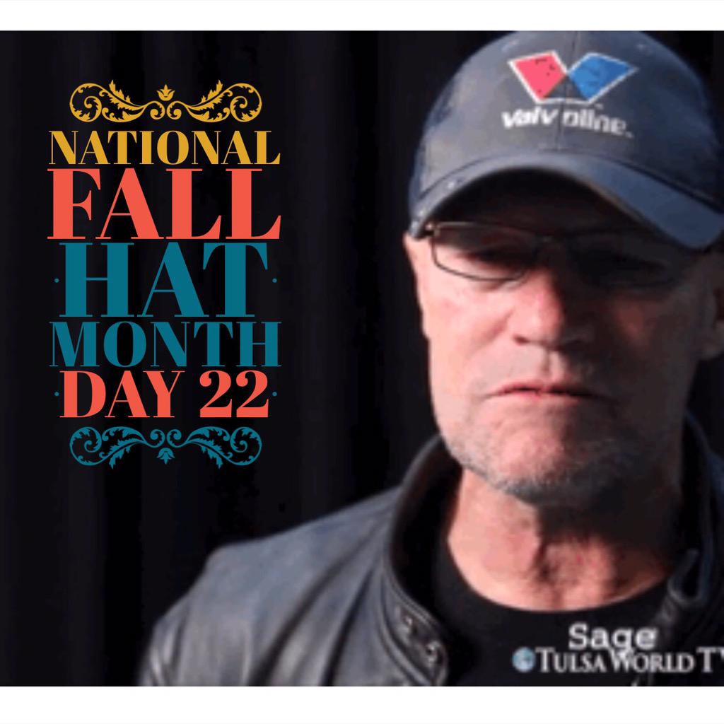 Eeekamouse's tweet photo. #NationalFallHatMonth Day 22
#michaelrooker #TeamRooker http://t.co/ejlparolHX
