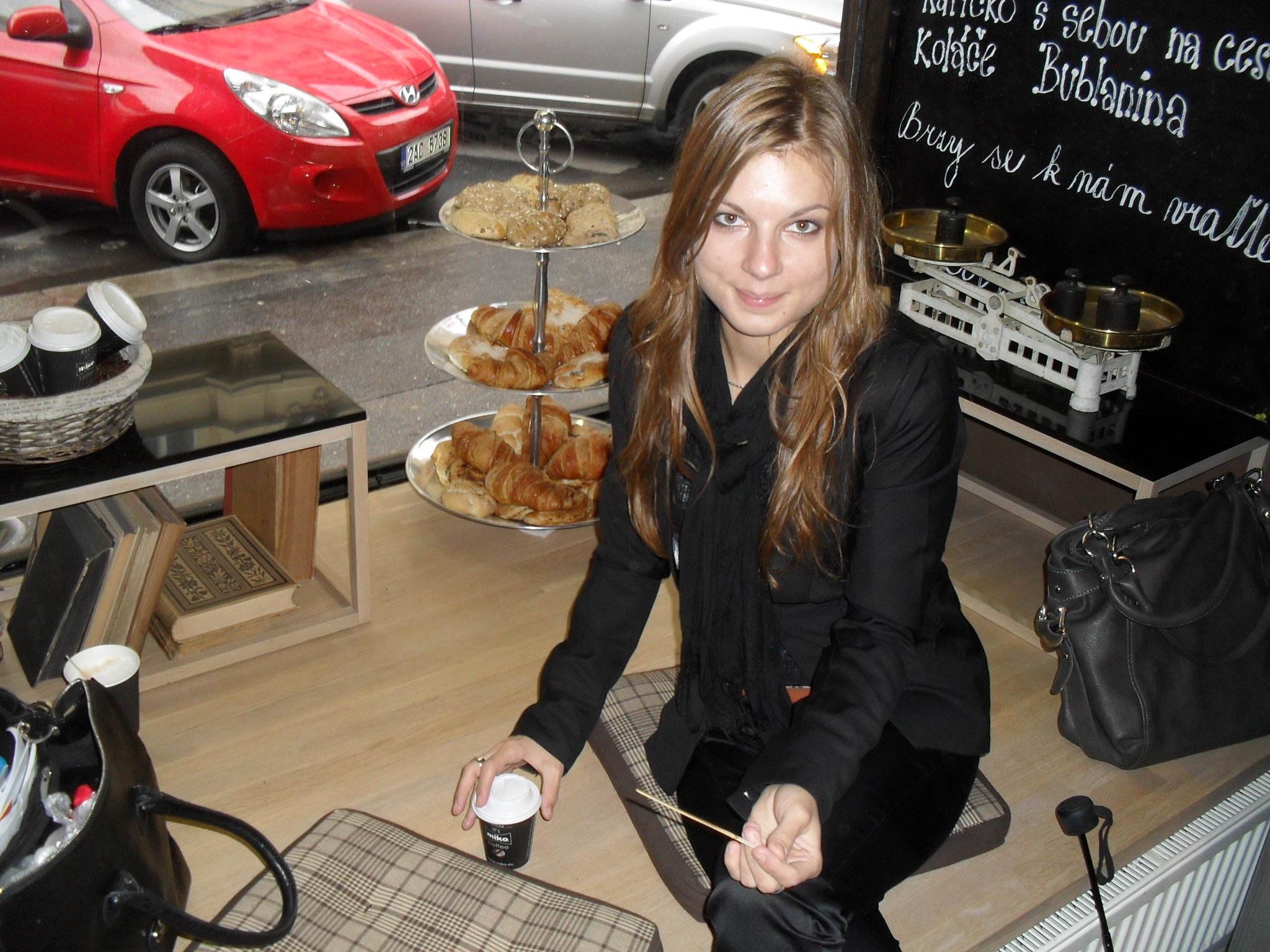 22. 9. Happy birthday daughter Veronica and Andrea Bocelli. Happy Birthday To You. 