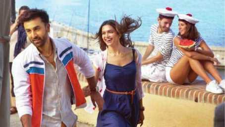 Bhushanadhau1's tweet photo. Ranbir Kapoor @deepikapadukone are back with @TamashaOfficial #Blockblaster On The Way http://t.co/k8Z6uEijpp http://t.co/rMAt2YqvDB