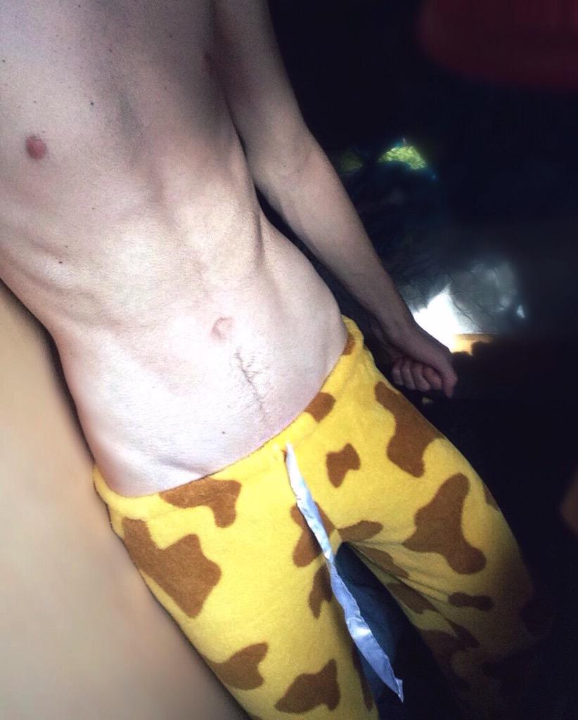 _princequeer tweet picture
