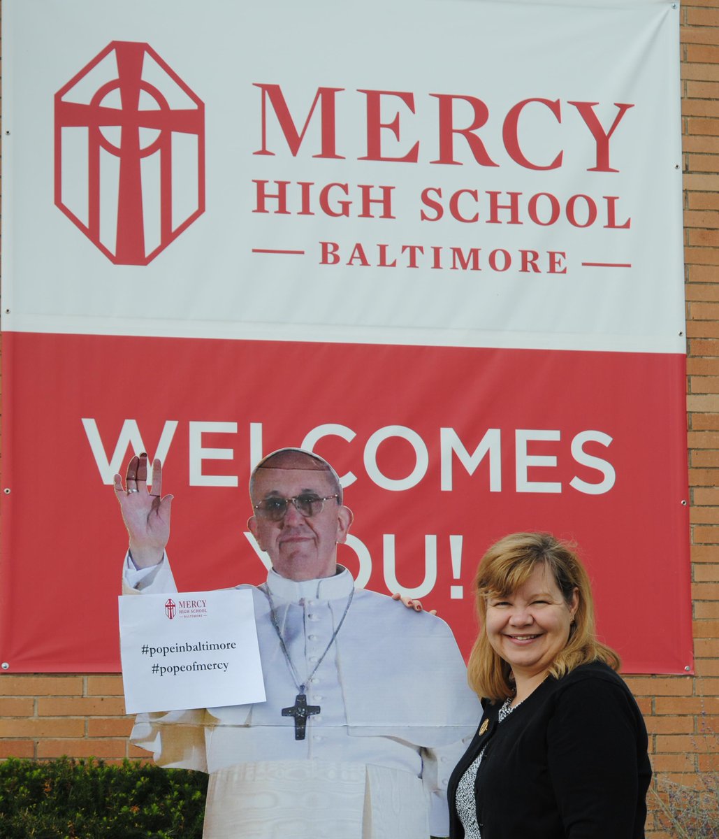 tessveloso's tweet photo. #PopeinUS #PopeOfMercy #PopeInBaltimore Pope Francis & Mercy High Pres Mary Beth Lennon '85. Welcome Pope Francis! http://t.co/VmDsVmWxp5