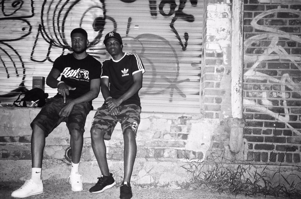 maachewbentley's tweet photo. + BBK + Remy Banks 

#SHUTDOWNtour

#GENIEFILM http://t.co/v9SyGxM1J0