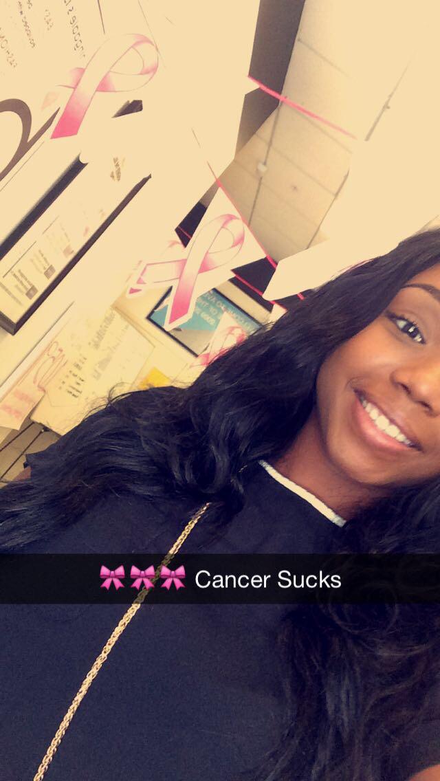 kimberlyell91's tweet photo. Remember to be aware of your body!!! #cancersucks @Bloomingdales 🎀🎀🎀 http://t.co/b3HIx3BmKz