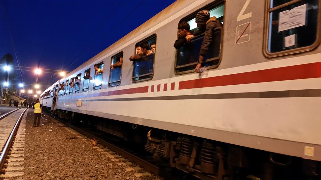 soliconvoy's tweet photo. A train full of refugees is starting from #Torvanik #Croatia. Destination not confirmed. #Slovenia #Hungary #Austria http://t.co/o7SNNfd80s