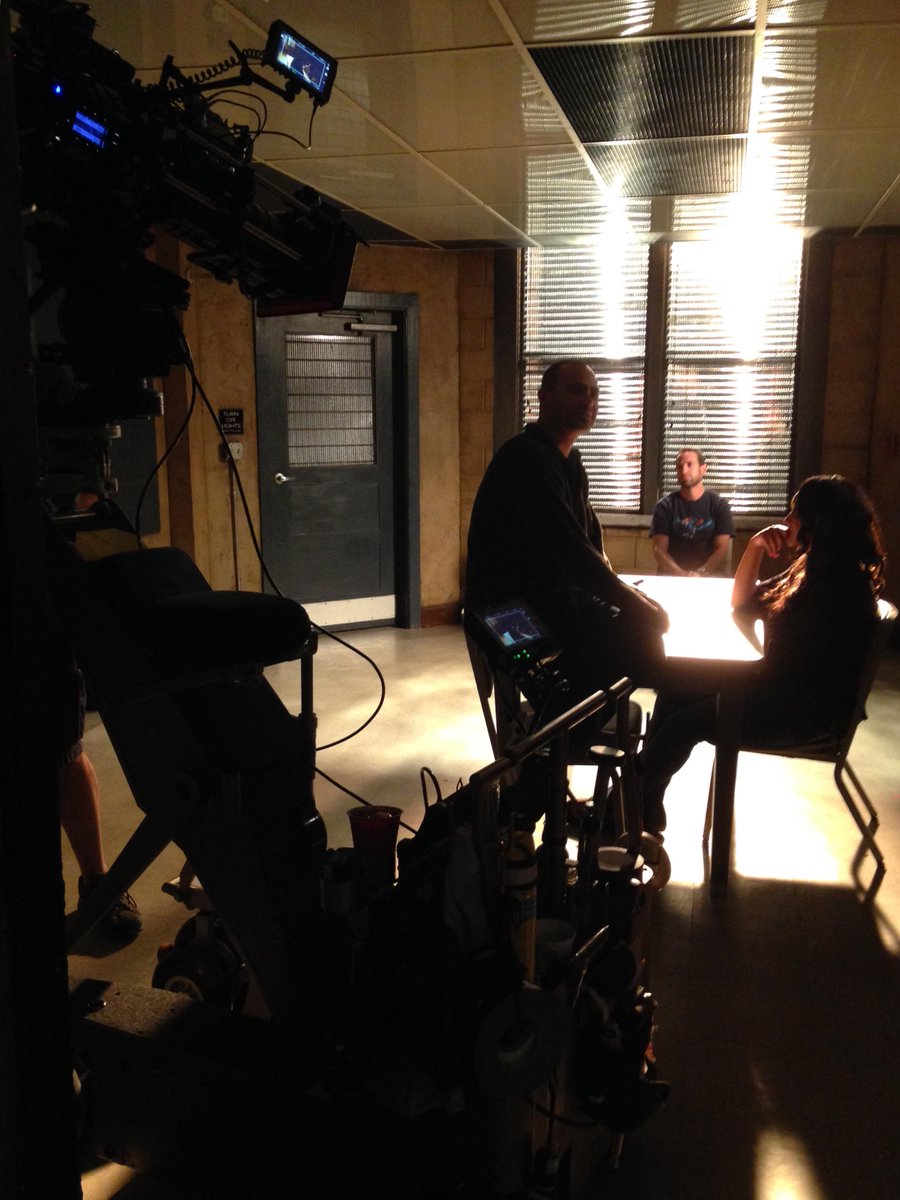 8x01 "XY" post-ep bts tweets & pics  CPhf54MUkAESv0C