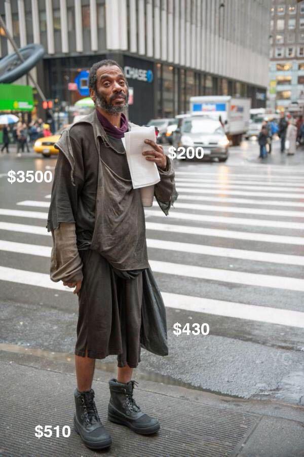 ThatGuyShav's tweet image. This nigga asked me for a dollar for lunch but was dressed head to toe in Yeezus 😑 FOH!!! Rich ppl want the most smh