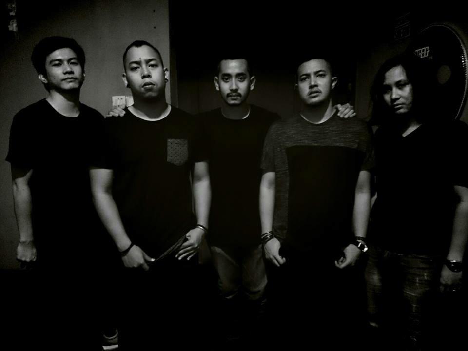 suaraJIVVA's tweet photo. Selesai taping untuk klip klip. Terima kasih @KlikKlipMusik untuk waktunya. Salam 
#JIVVA #MakaJadilah http://t.co/uYyFHPPt8D