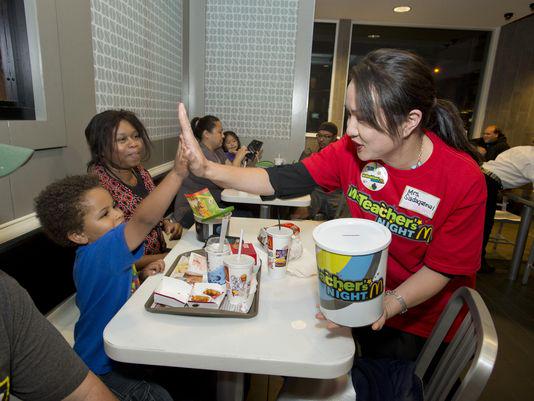 MyDesert's tweet photo. Help support local schools at McTeacher's Night @McDonalds http://t.co/En9JooViJg http://t.co/1AXZF5SikE