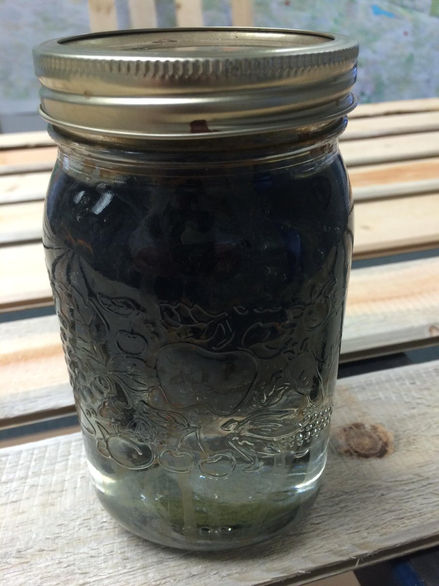 Experimenting with steel wool and vinegar. Staining natural wood with natural ingredients.