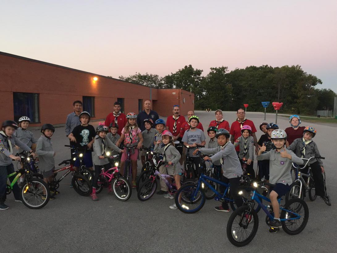 PeterPanagabko's tweet photo. @HRPSBurl @HRPSOak #20CMB 31at Burlington Cubs #Bikesafetybadge #officerscott #PeterPanagabko http://t.co/0WCjvlKQbb