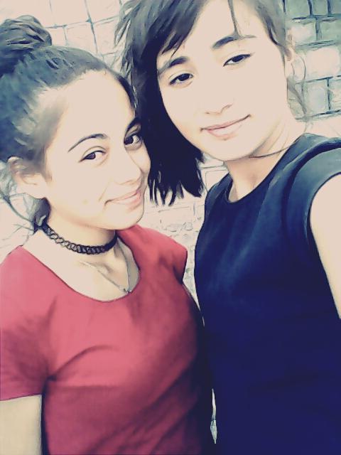 hayat bize güzel abisi yaaaaa Aslıhan  Neslihan ve biricik aşkımız mevlüt le birlikte coşmaktayız ... <3 <3 <3 <3