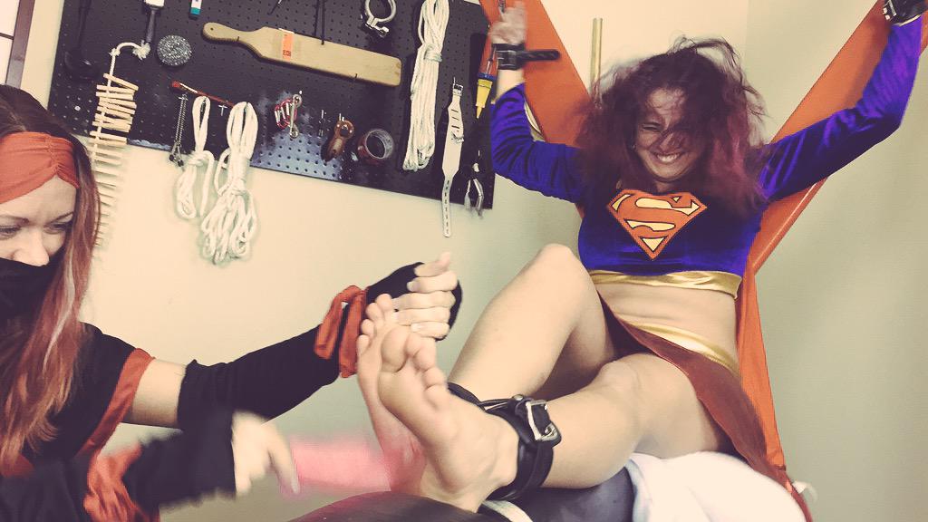 CatherineFoxx's tweet photo. The tickle ninja captured and tickled Supergirl @MissGiaLove today #feet #foot #tickling #fetish #SUPERHEROINES http://t.co/EPLCRX1QxG