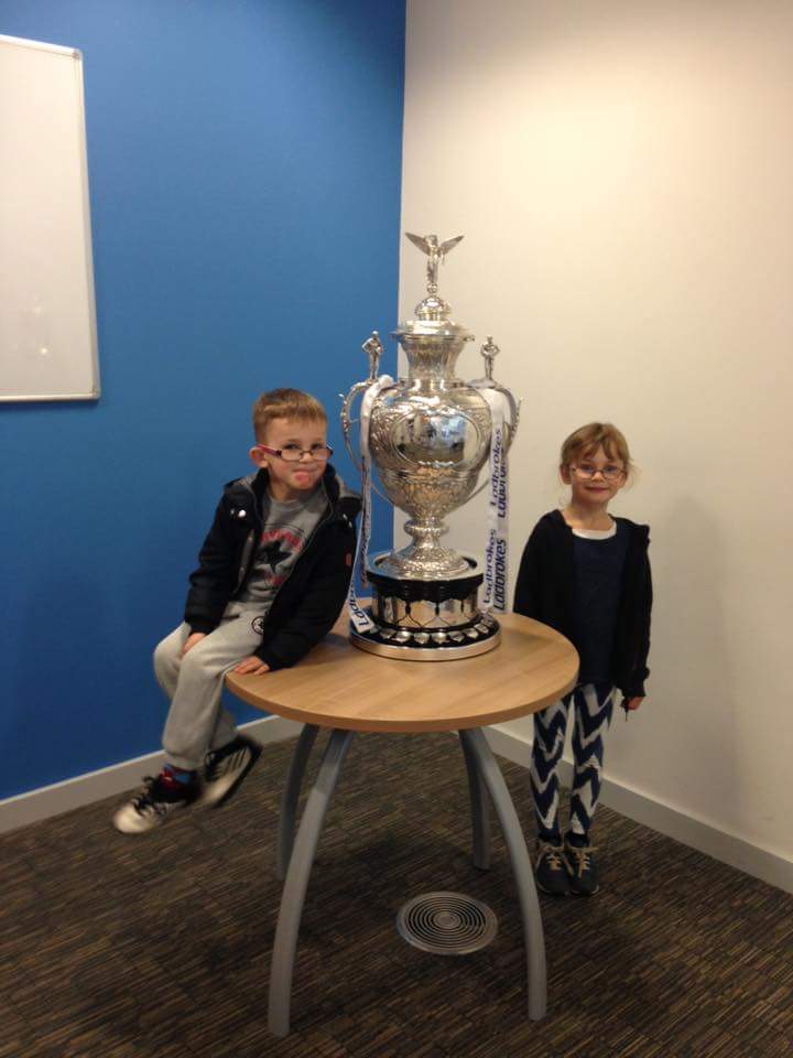 niallsyd01's tweet photo. #back2backrhinos http://t.co/EJM2OnOUZg