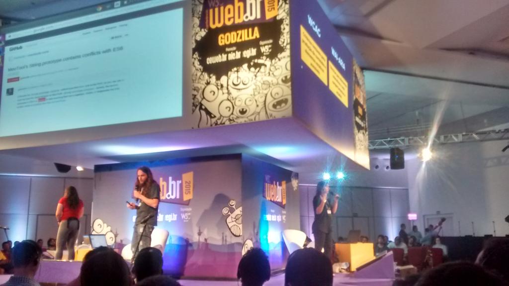 nathanpsouza7's tweet image. #webbr #webbr2015
webbr = Math.pow(palestrantes,4);