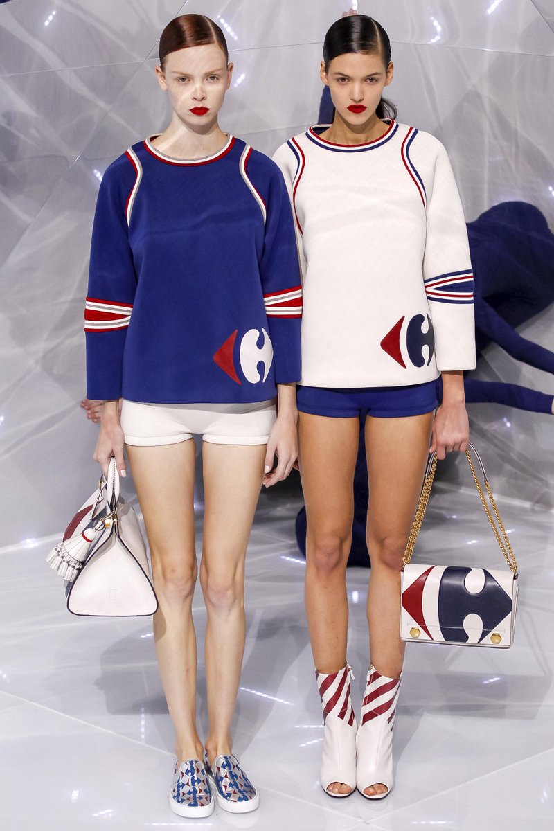 lesbranches_'s tweet photo. This time #AnyaHindmarch includes #carrefour logo on #summer16 collection. @anyahindmarch http://t.co/cUD5HFA8jn
