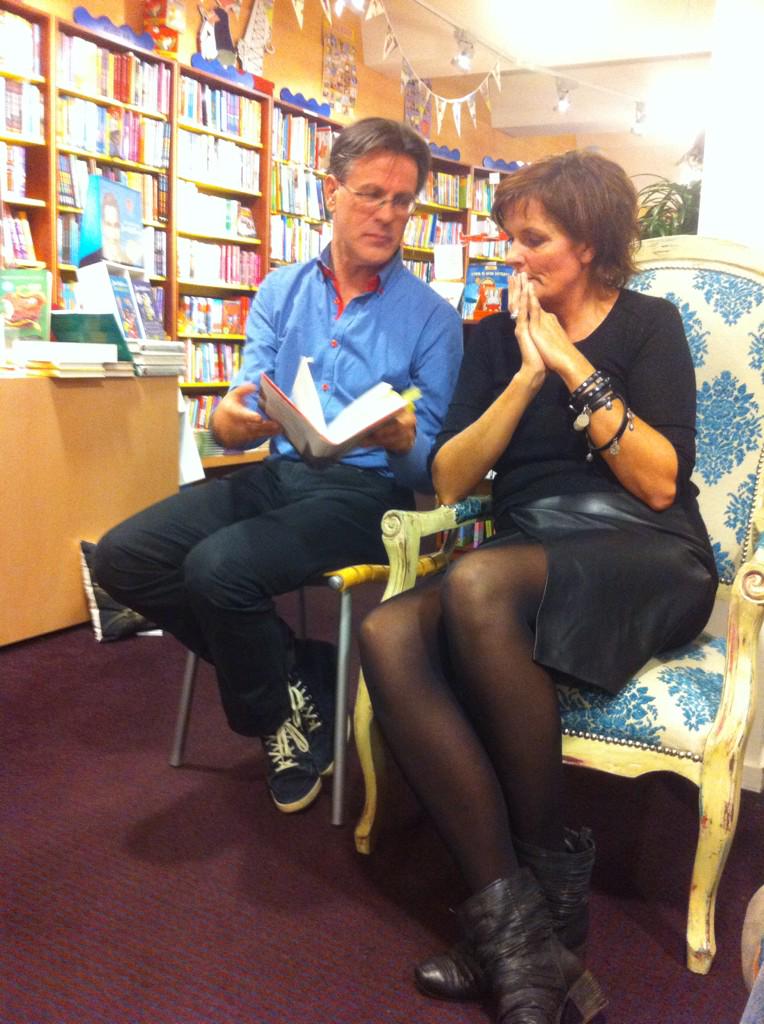 Heerlijke avond met auteurs 'en nooit was iets gelogen' Heijmerikx (proza) en Versteegen (poezie) <a href="/verkaaikboeken/">VERKAAIK</a>