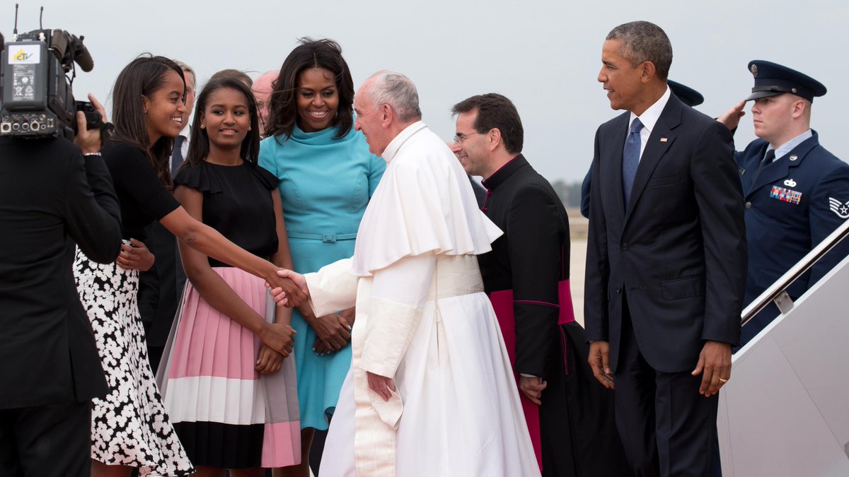 Photo of our Lovely First Family greeting Pope Francis Democratic