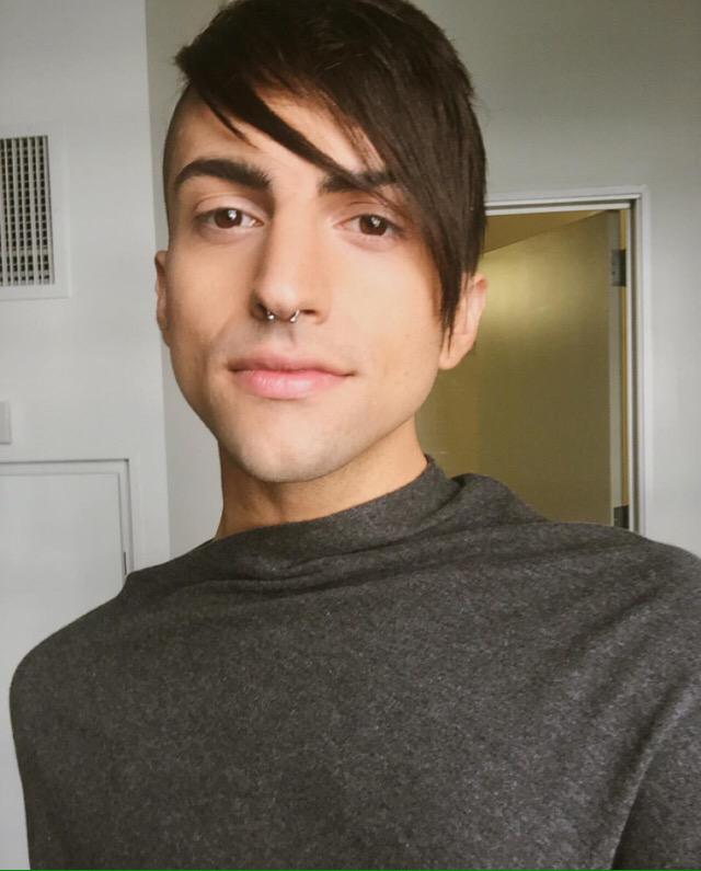 Митч грасси. Митч грасси 2012. Митч грасси. Pentatonix митчелл. Пентатоникс митч грасси.