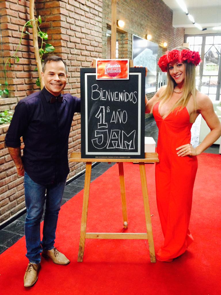 Justo al Mediodia tweet media