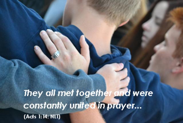 SpringInChrist's tweet photo. SEE YOU AT THE POLE TOMORROW! BRING A FRIEND! LETS PRAY FOR SPRING HIGH! 
@ 6:30 IN FRONT OF SPRING! http://t.co/sqyvuJf4eB