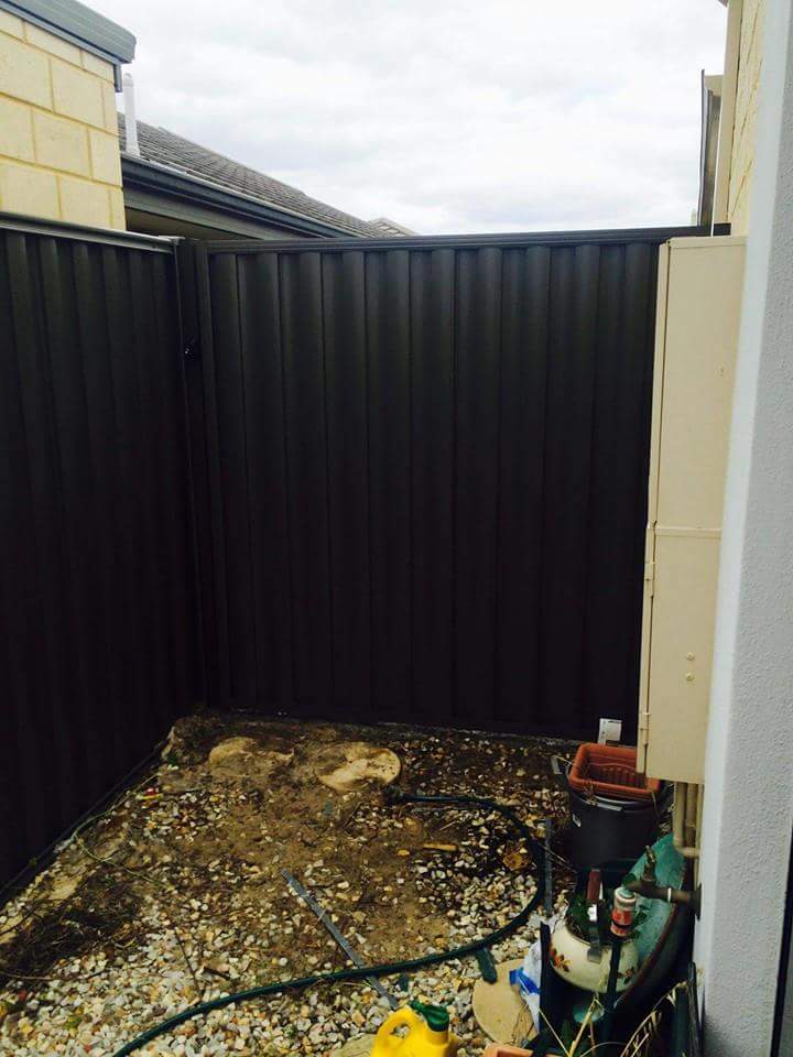 MakoFencing's tweet photo. Before and after. #singlegate #perthfencing #makofencing #greyridge http://t.co/GgEckxSfo7