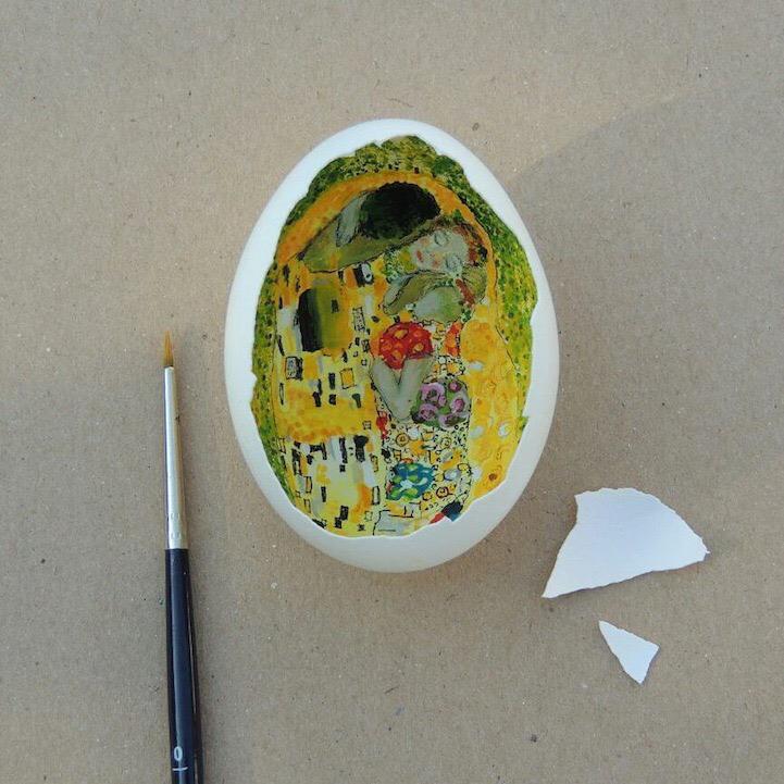 lovefortheeyes's tweet photo. Eggshell paintings by Süreyya Noyan http://t.co/s1tvBWqWKE