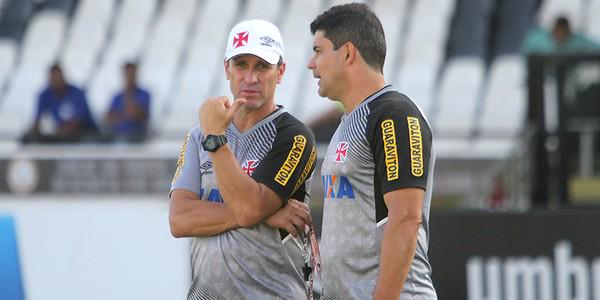 geglobo's tweet photo. Jorginho faz treino fechado e admite poupar jogadores do Vasco contra o São Paulo http://t.co/97K2kioKfA http://t.co/1DBNMPvtWb